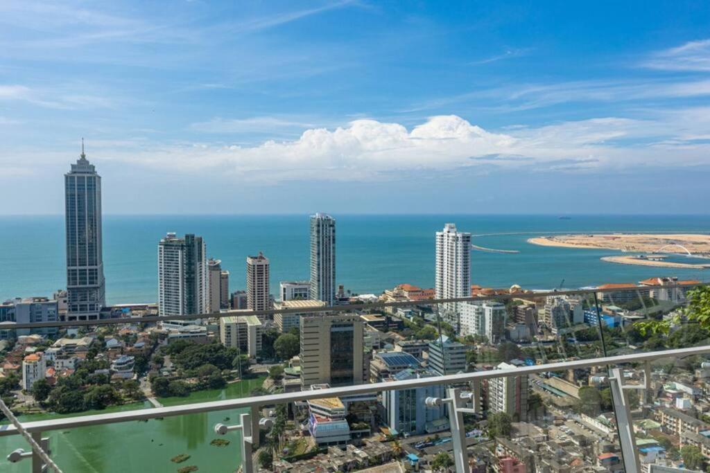 Altair Luxury Colombo By Miracle Apartamento Exterior foto